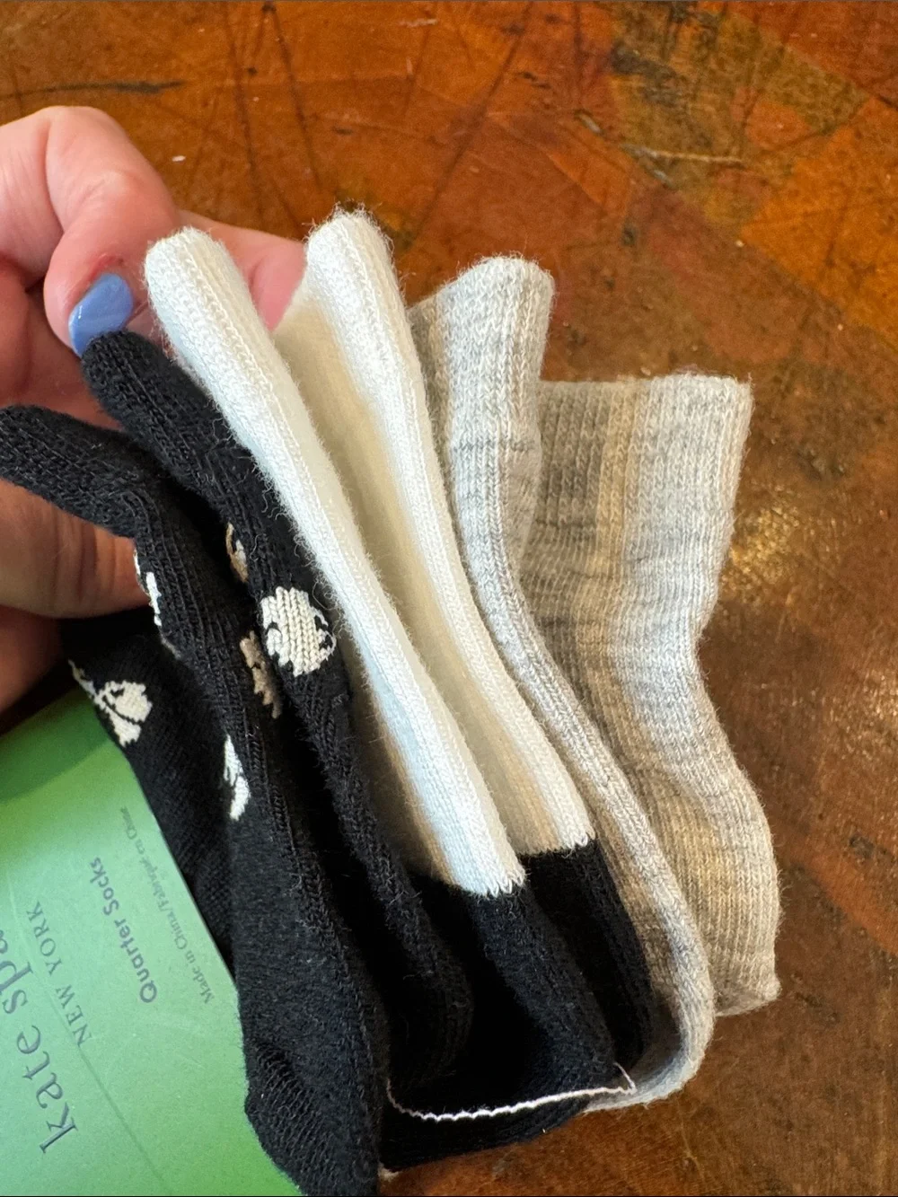 kate spade Women's Black & White Bow Quarter Socks - 3 Pack
